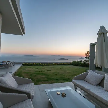 Villara Ultra Luxury Private In Daily Housekeeping Private Cook Chauffeur Service Vila Bodrum