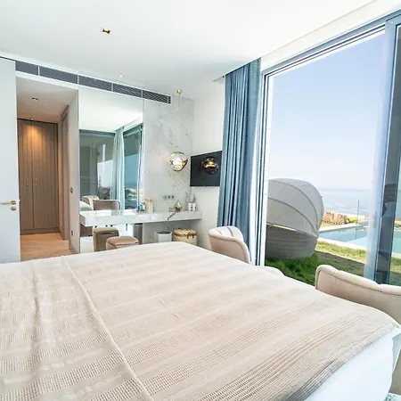 Vila Villara Ultra Luxury Private In Daily Housekeeping Private Cook Chauffeur Service *