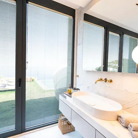 Villara Ultra Luxury Private In Daily Housekeeping Private Cook Chauffeur Service Bodrum