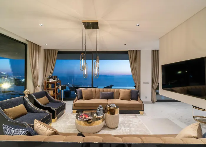 Villara Ultra Luxury Private In Daily Housekeeping Private Cook Chauffeur Service * Bodrum