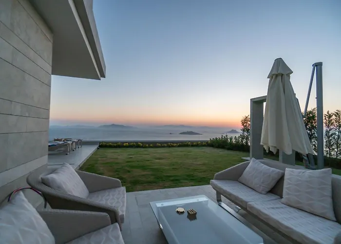 Villara Ultra Luxury Private In Daily Housekeeping Private Cook Chauffeur Service Vila Bodrum