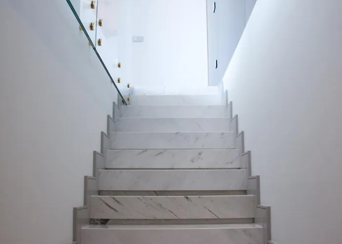 Vila Villara Ultra Luxury Private In Daily Housekeeping Private Cook Chauffeur Service *