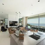 Villara Ultra Luxury Private In Daily Housekeeping Private Cook Chauffeur Service וילה