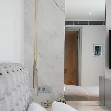 Villara Ultra Luxury Private In Daily Housekeeping Private Cook Chauffeur Service Vila