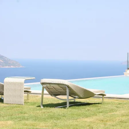 Villara Ultra Luxury Private In Daily Housekeeping Private Cook Chauffeur Service 빌라