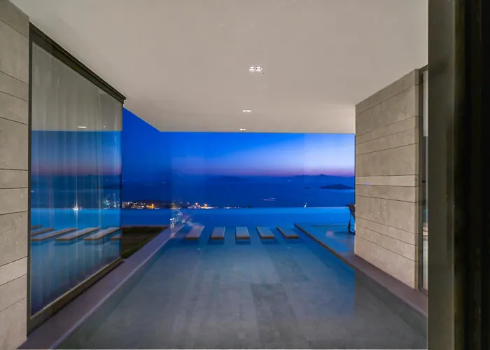 Villa Villara Ultra Luxury Private In Daily Housekeeping Private Cook Chauffeur Service *